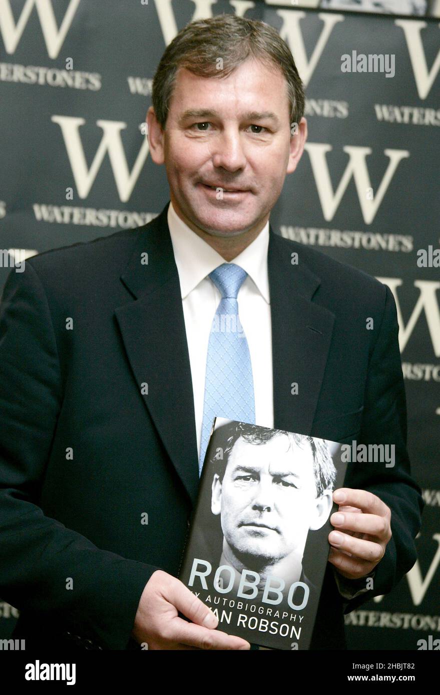 bryan robson footballer