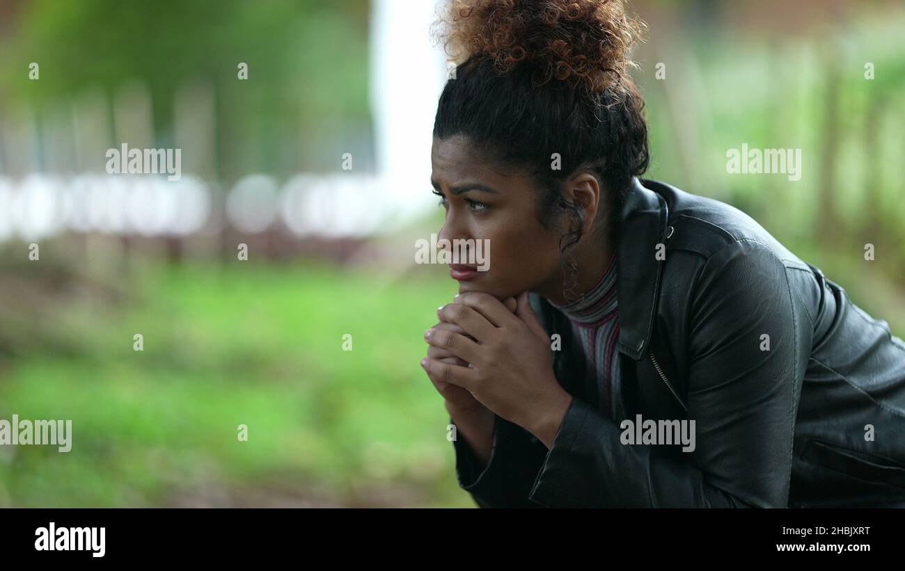Desperate woman feeling anxiety and stress Stock Photo - Alamy