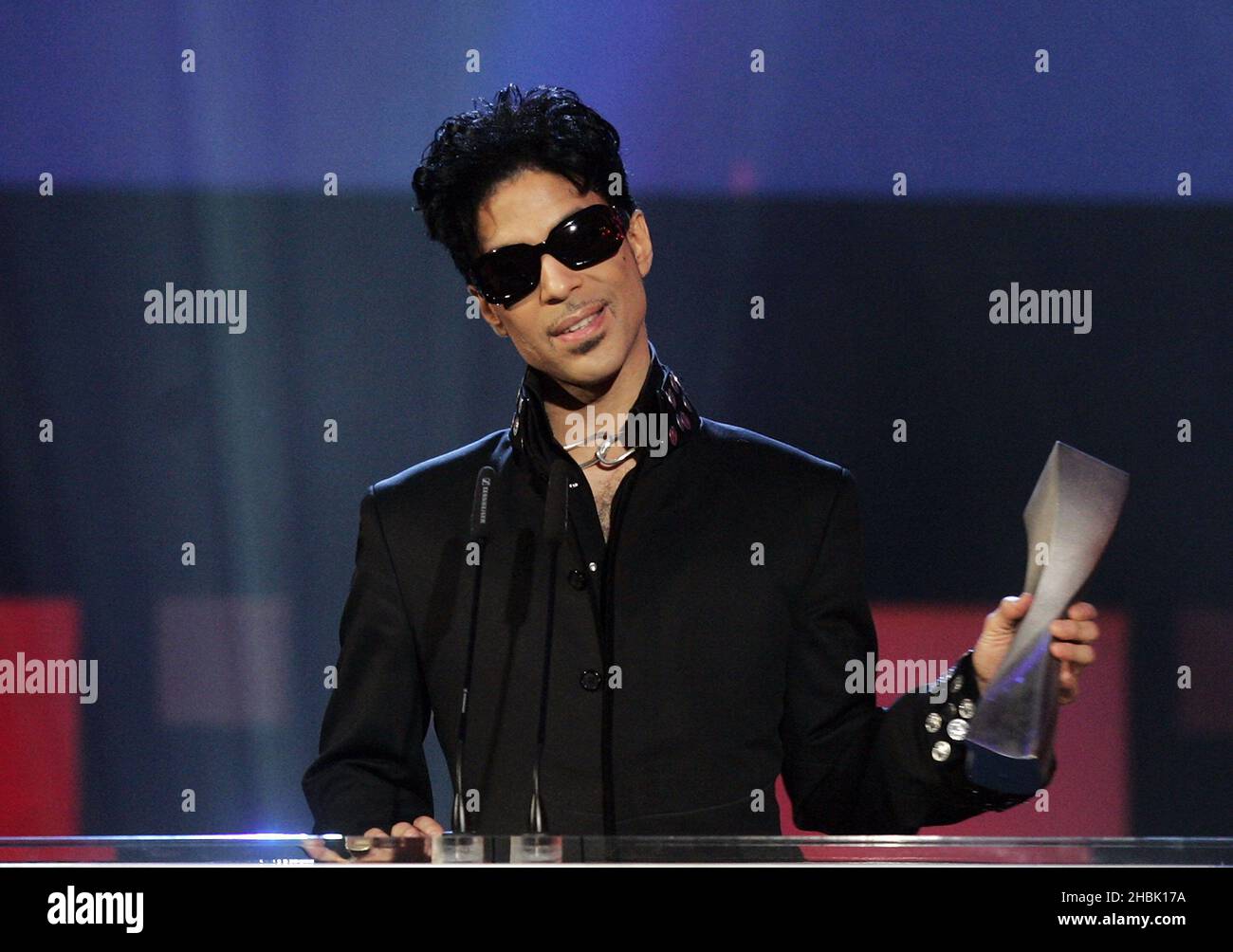 Prince is inducted into the UK Music Hall of Fame inside Alexandra Palace in north London, November 14, 2006. An international line up of music legends and celebrities were gathering to for 2006's UK Music Hall of Fame Induction Ceremony, hosted by Dermot O'Leary. Stock Photo