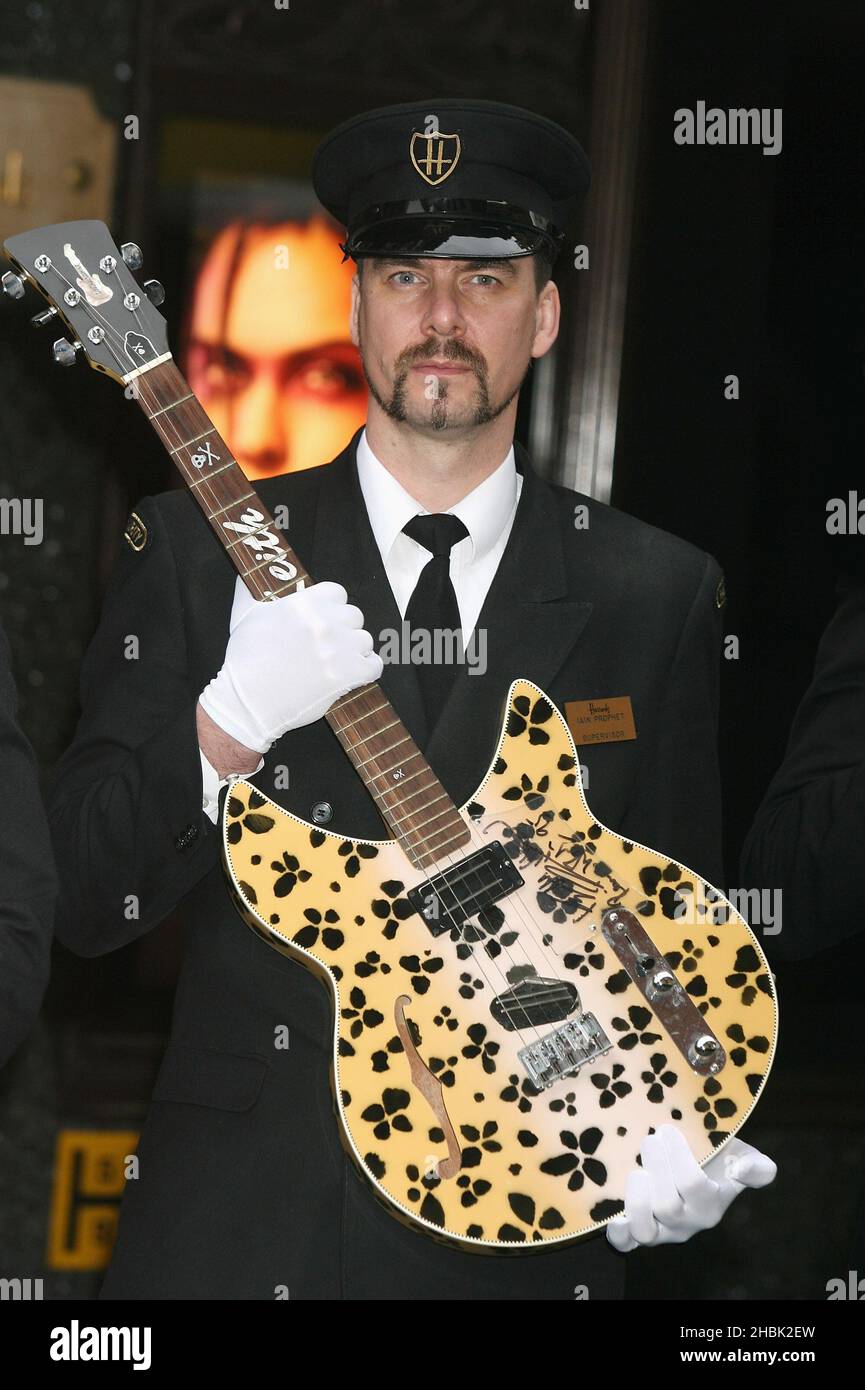 Daniel Gallagher, nephew of Rory Gallagher, Joan Armtrading and Sir Peter Blake launch Harrods Rocks, central London on 01/02/07. The Worlds most valuable guitars arrived at the store under armoured security. Stock Photo