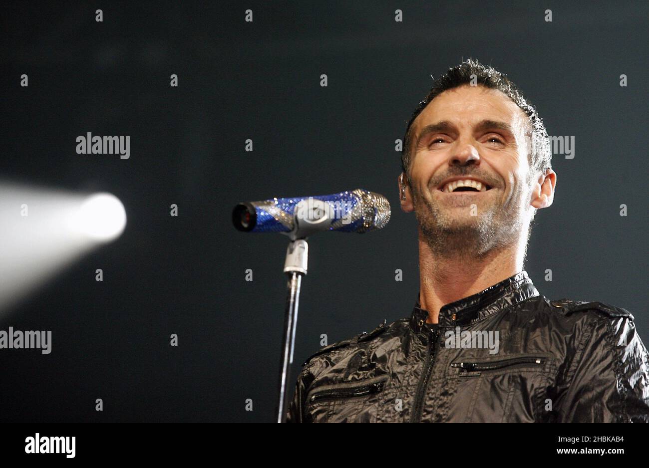 Marti Pellow and Wet Wet Wet perform on stage at Wembley Arena in London Stock Photo Alamy