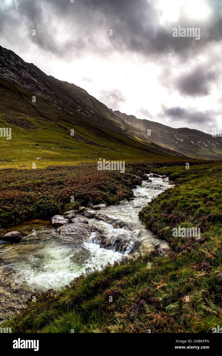 River valley surrounded hills hi-res stock photography and images - Alamy