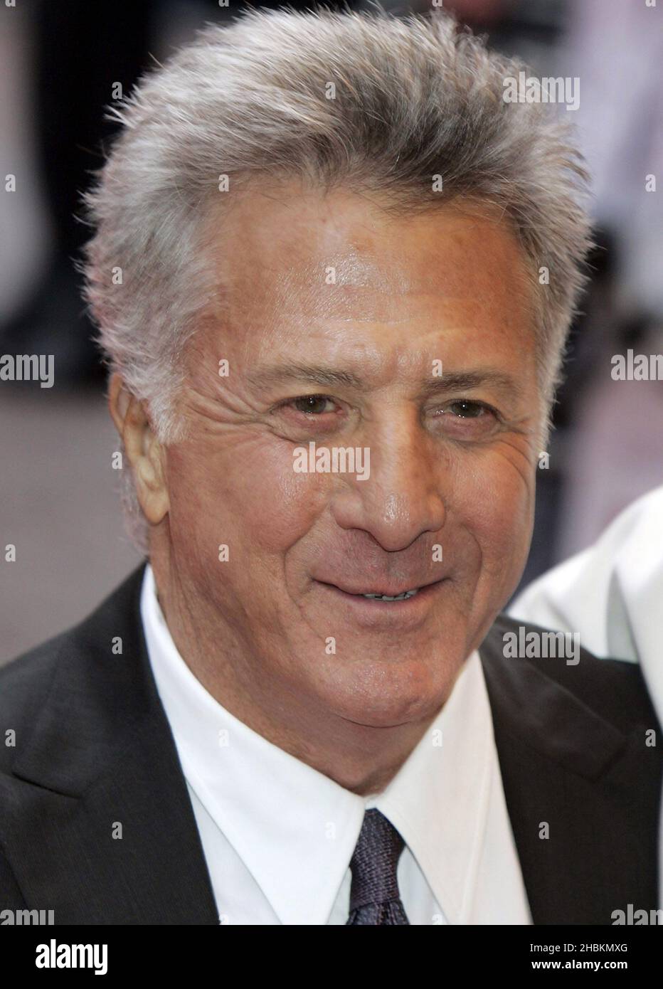Dustin Hoffman arrives at the premiere of Last Chance Harvey at the