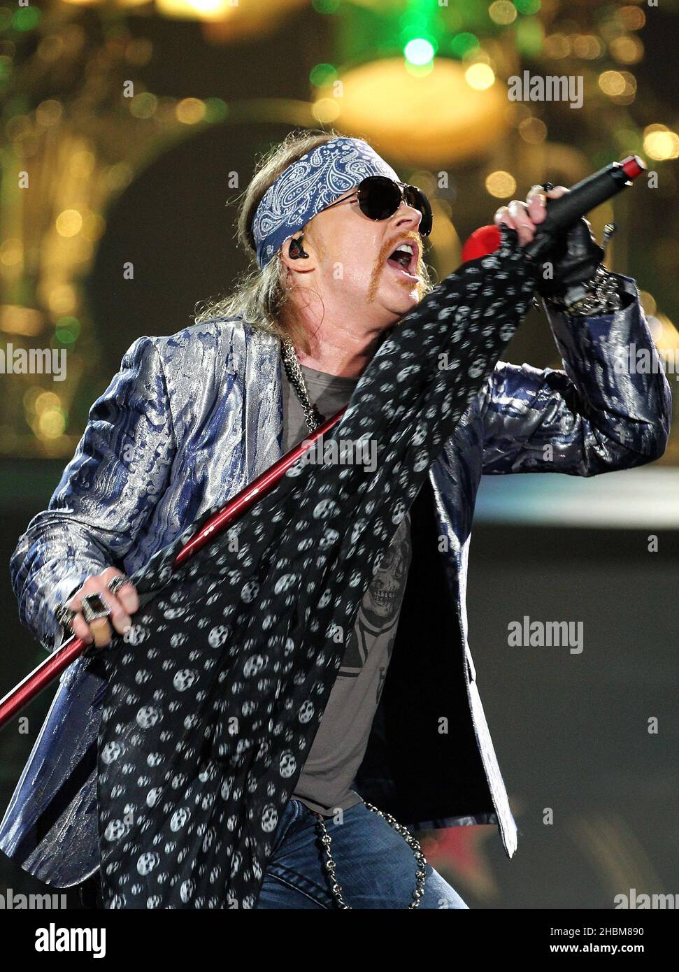 Axl Rose of Guns N' Roses performs live in concert at the O2 arena in London Stock Photo - Alamy