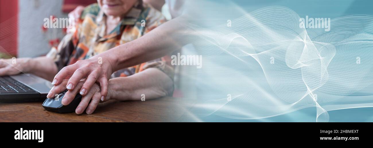 Old Person Learning Computer Computer assisted learning hi-res stock photography and images - Alamy