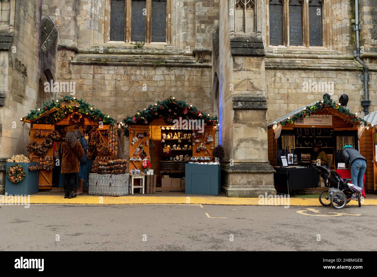 Winchester high street christmas hi-res stock photography and images ...