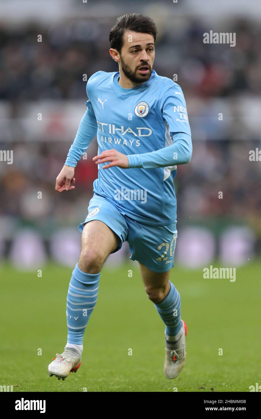 Bernardo silva of manchester city hi-res stock photography and images -  Alamy