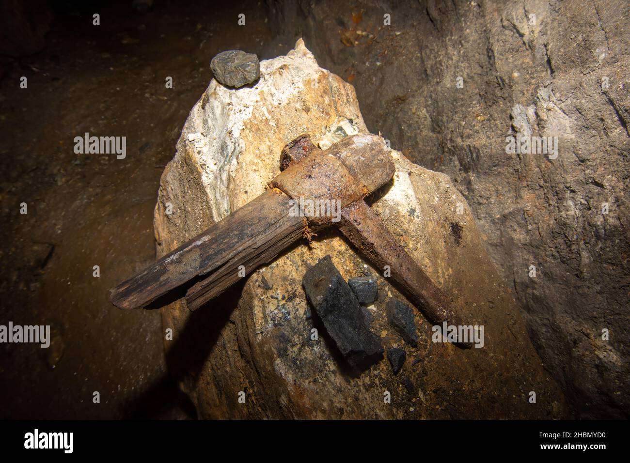 Abandoned coal mine equipment hi-res stock photography and images - Alamy