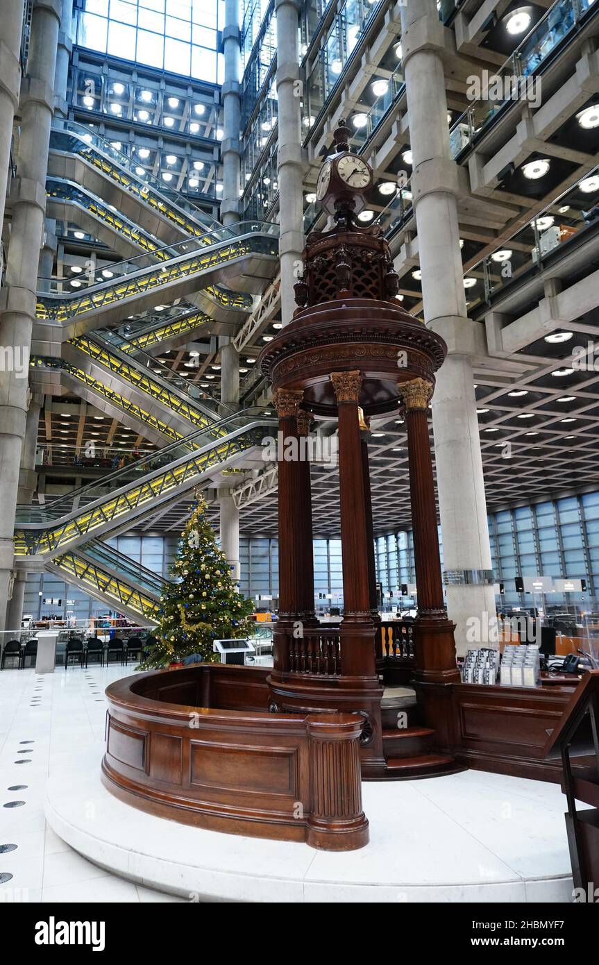 The Lutine Bell on the underwriting floor of the Lloyd's Building in