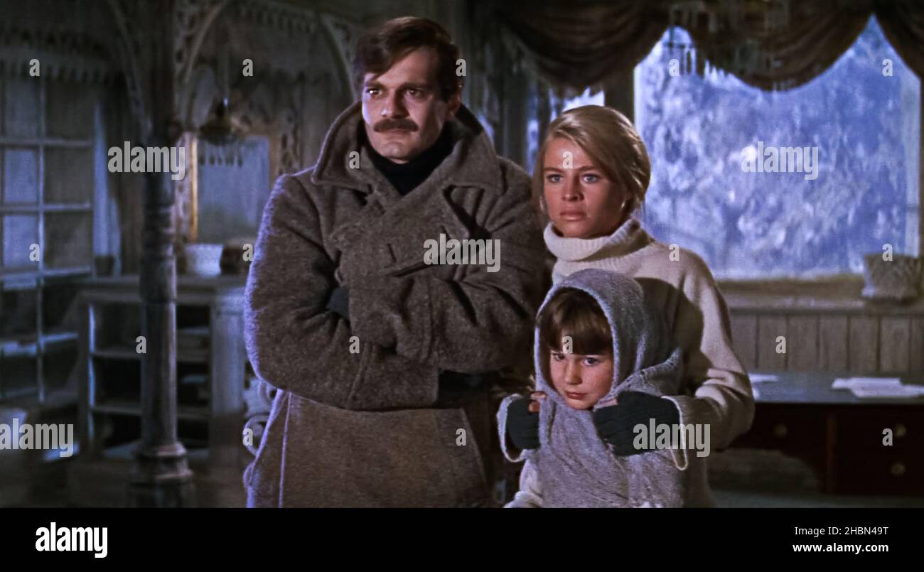 USA Julie Christie And Omar Sharif In A Scene From C Metro Goldwyn 