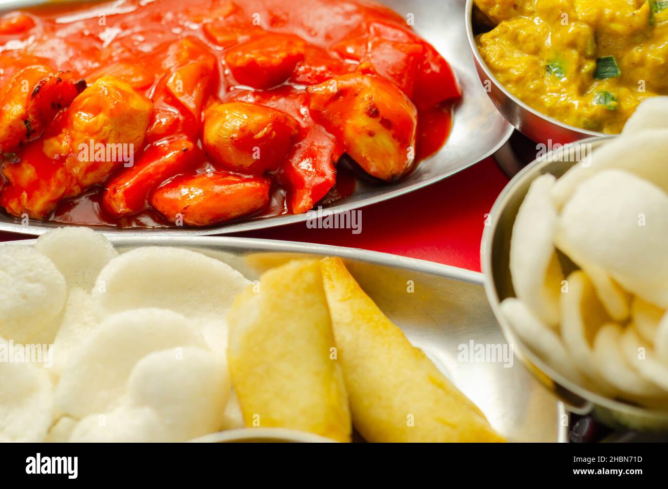 Chinese set, chicken curry, sweet and sour chicken served with egg