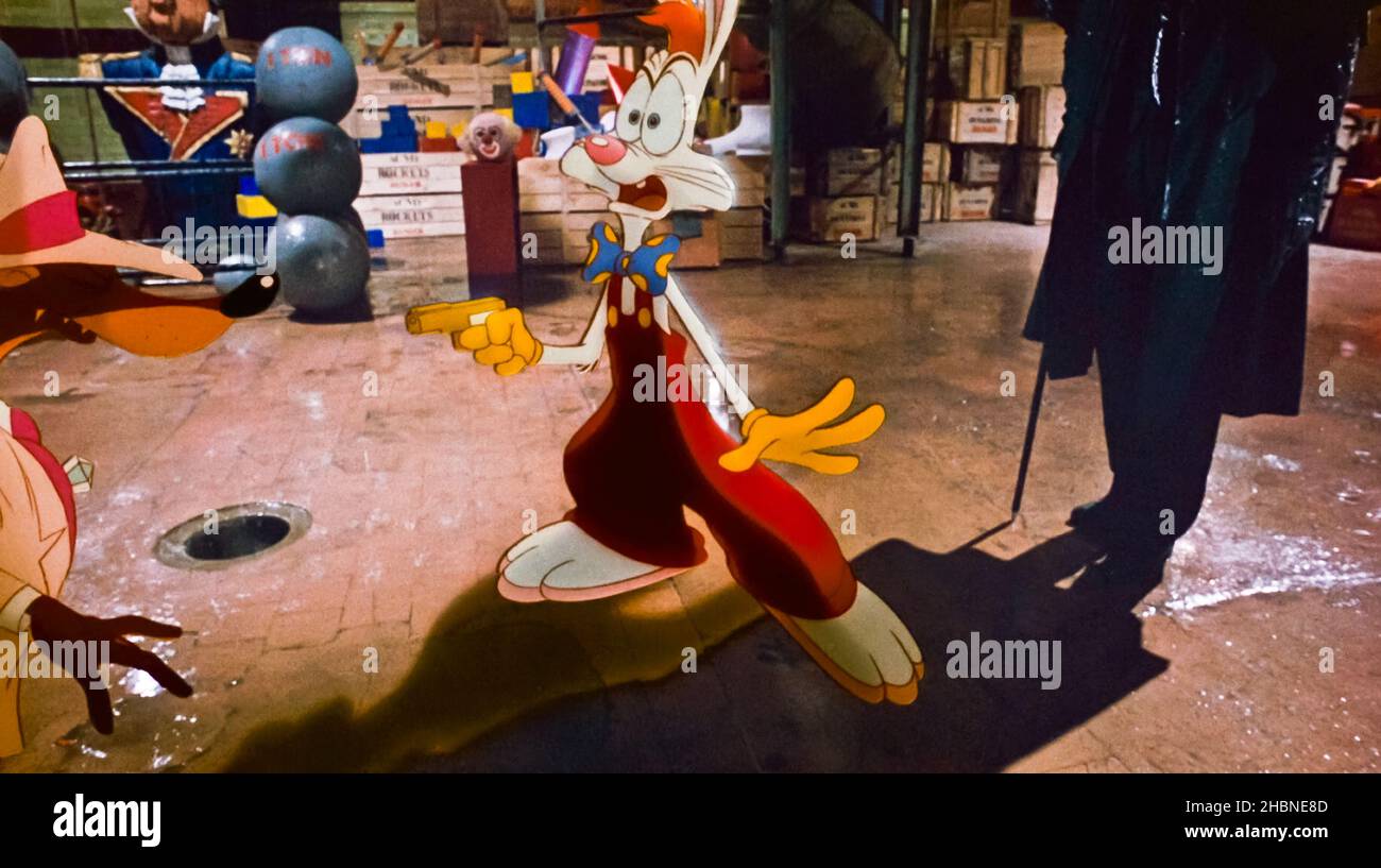 USA. Roger Rabbit in a scene from the (C)Buena Vista Pictures/Touchstone Pictures/ Warner Bros. movie : Who Framed Roger Rabbit (1988) . Plot: A toon-hating detective is a cartoon rabbit's only hope USA. Roger Rabbit in a scene from the (C)Buena Vista Pictures/Touchstone Pictures/ Warner Bros. movie : Who Framed Roger Rabbit (1988) . Plot: A toon-hating detective is a cartoon rabbit's only hope