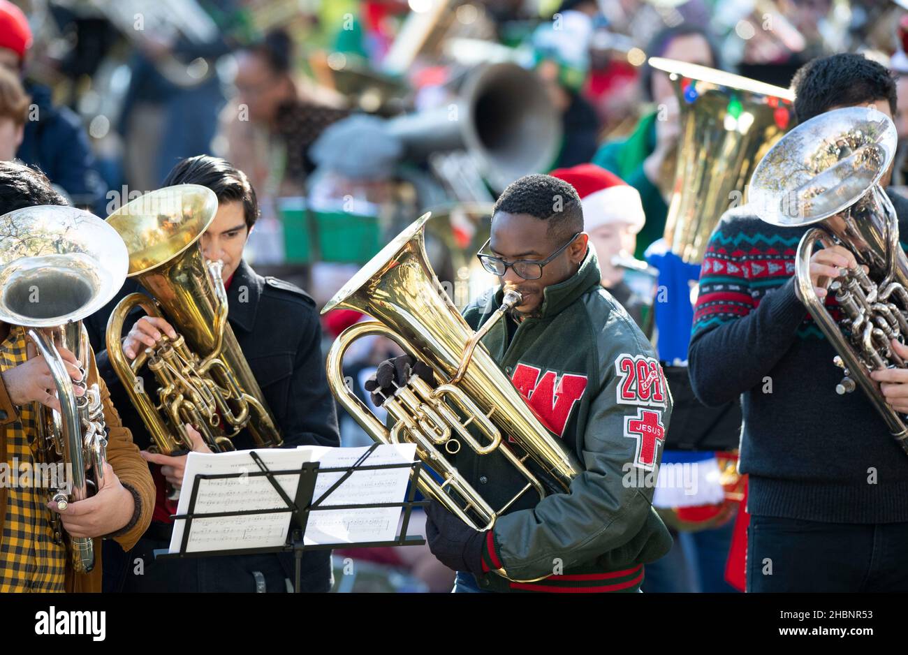 Tuba Christmas 2022 Philadelphia Page 55 - Tuba High Resolution Stock Photography And Images - Alamy