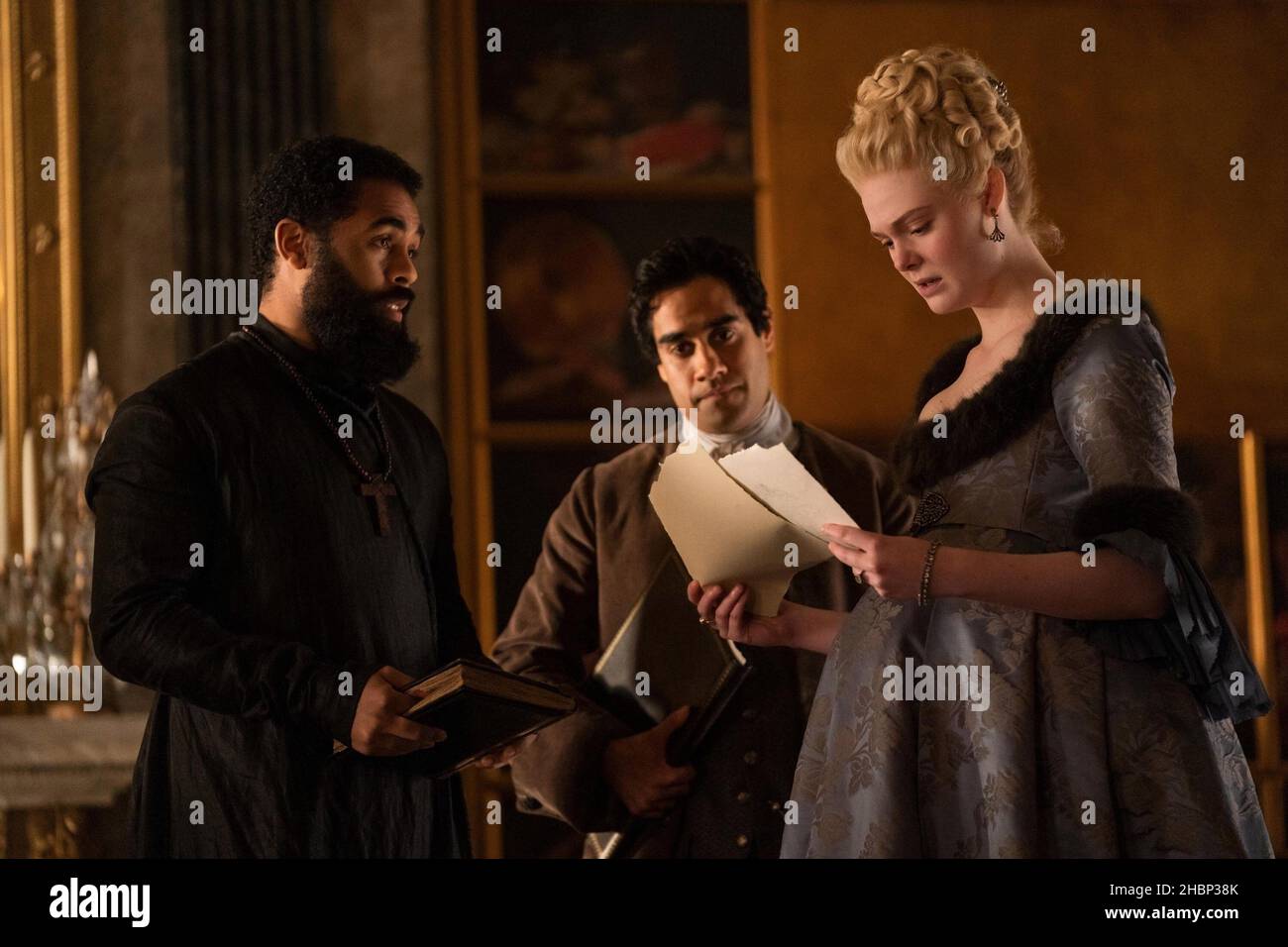 THE GREAT, from left: Anthony Welsh, Sacha Dhawan, Elle Fanning, Animal