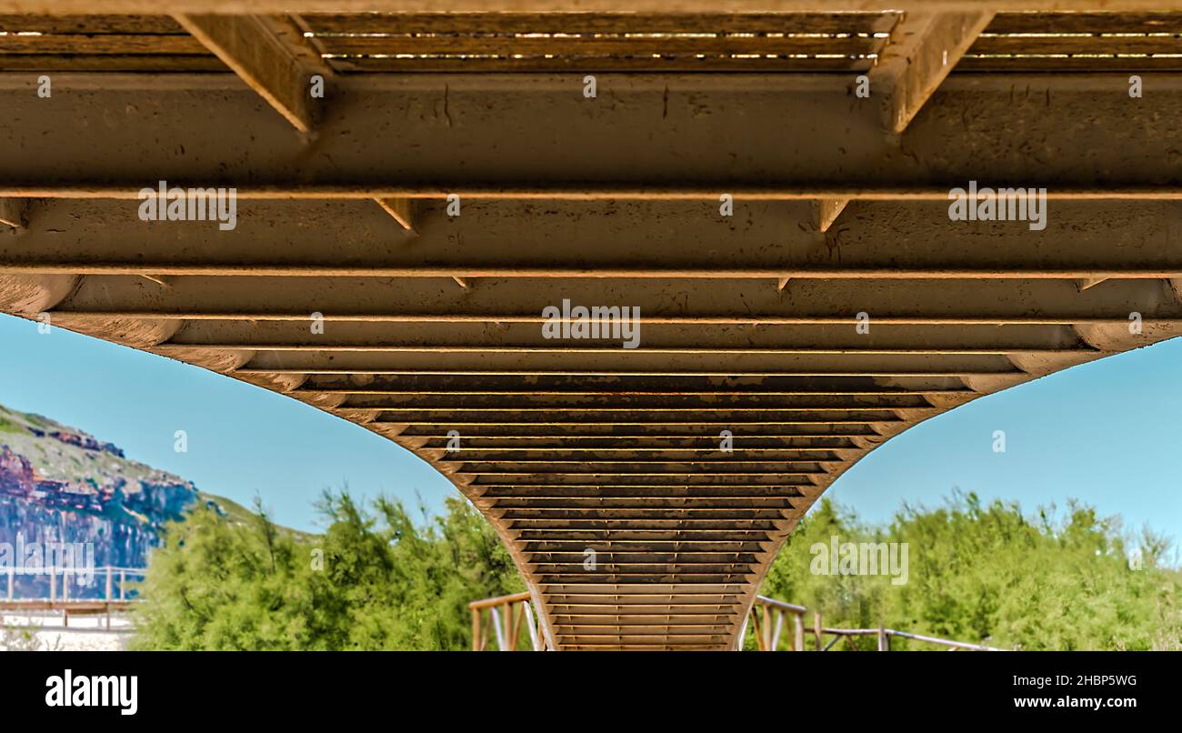 Object Under Bridge Roadway under water bridge hi-res stock photography and images - Alamy