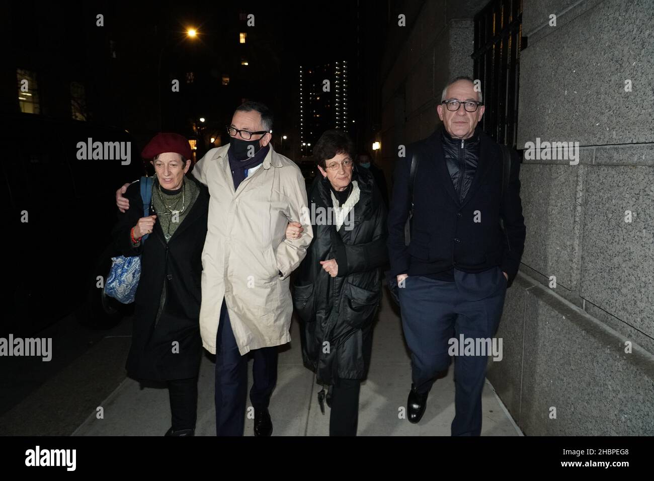 New York, United States. 19th Dec, 2021. Ghislaine Mawell's siblings (l-r) Isabel Maxwell, Ian Maxwell, Christine Maxwell, and Kevin Maxwell exit the Federal Court Building in New York after closing arguments on Ghislaine's trial and Jury deliberation. (Photo by Catherine Nance/SOPA Images/Sipa USA) Credit: Sipa USA/Alamy Live News Stock Photo