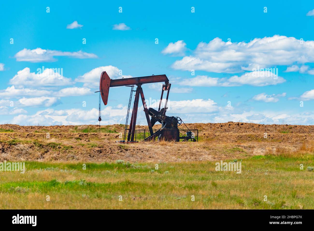 Alberta oil rig hi-res stock photography and images - Alamy