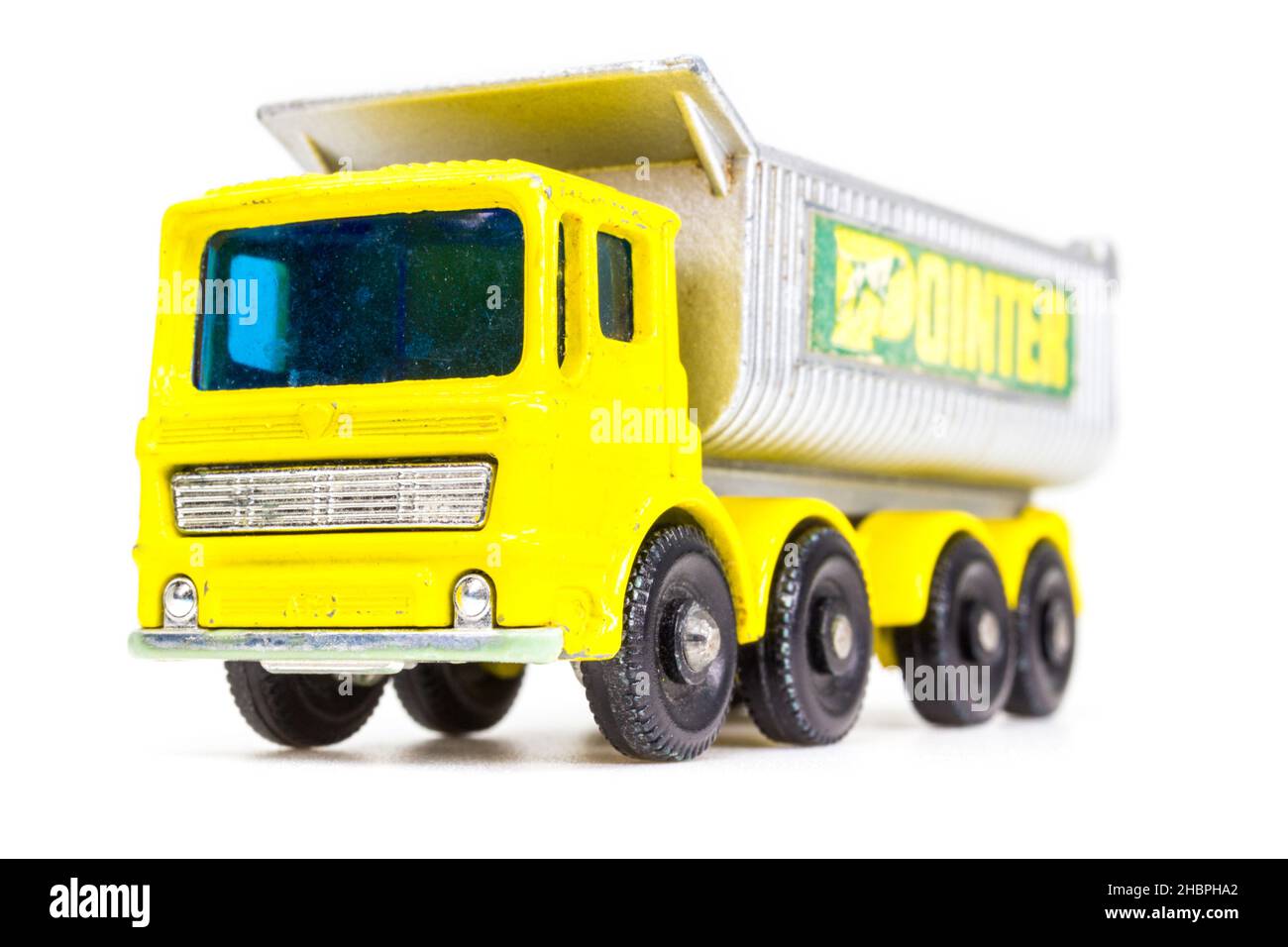 ミニカー MATCHBOX SERIES no17 8-WHEEL TIPPER Matchbox No. 17 Hoveringham 8-Wheel Tipper in Original 'D