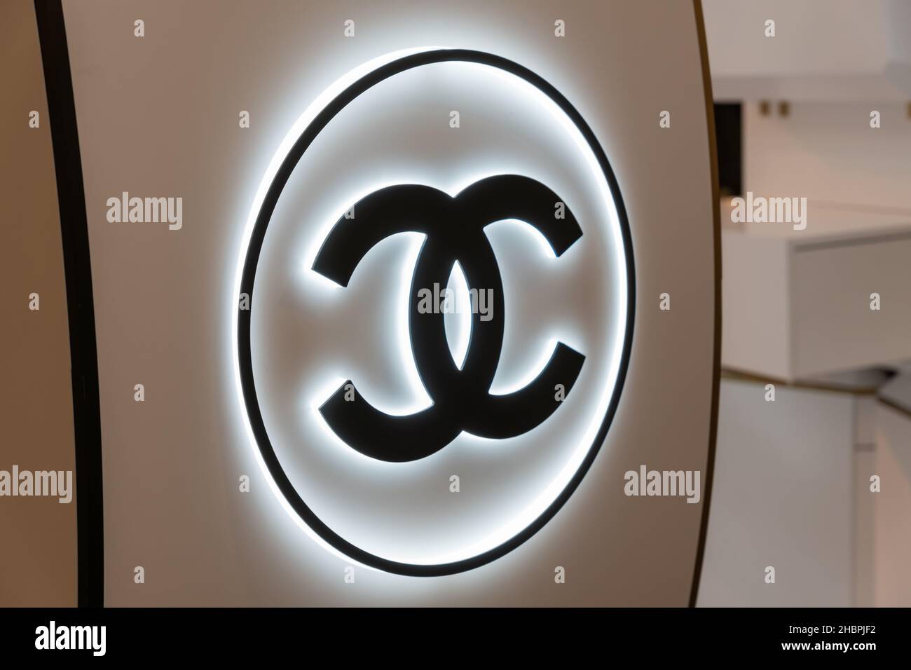 Moscow Russia  December 20 2021  Chanel logo in front of fashion  boutique in GUM Department store in the centre of Moscow Luxuary brand of  clothe Stock Photo  Alamy