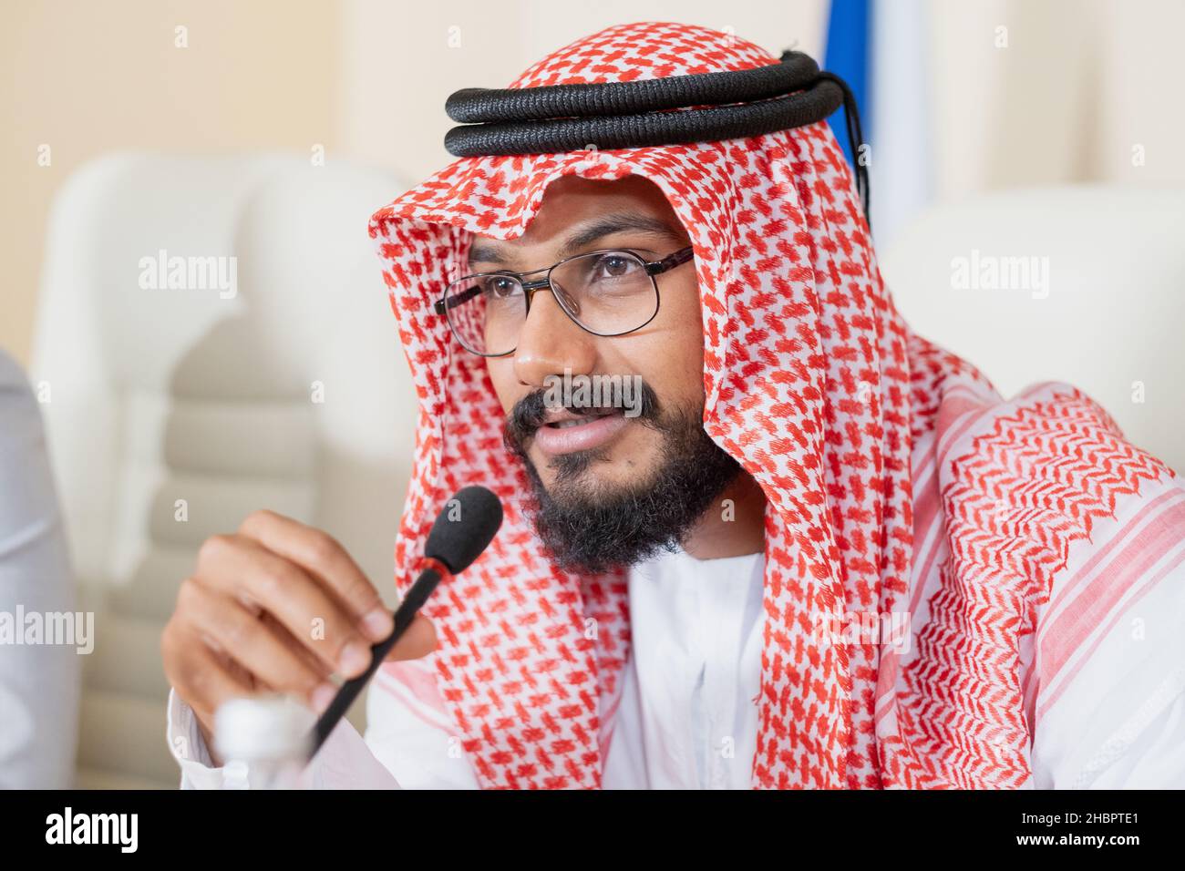 Arab man microphone hi-res stock photography and images - Alamy