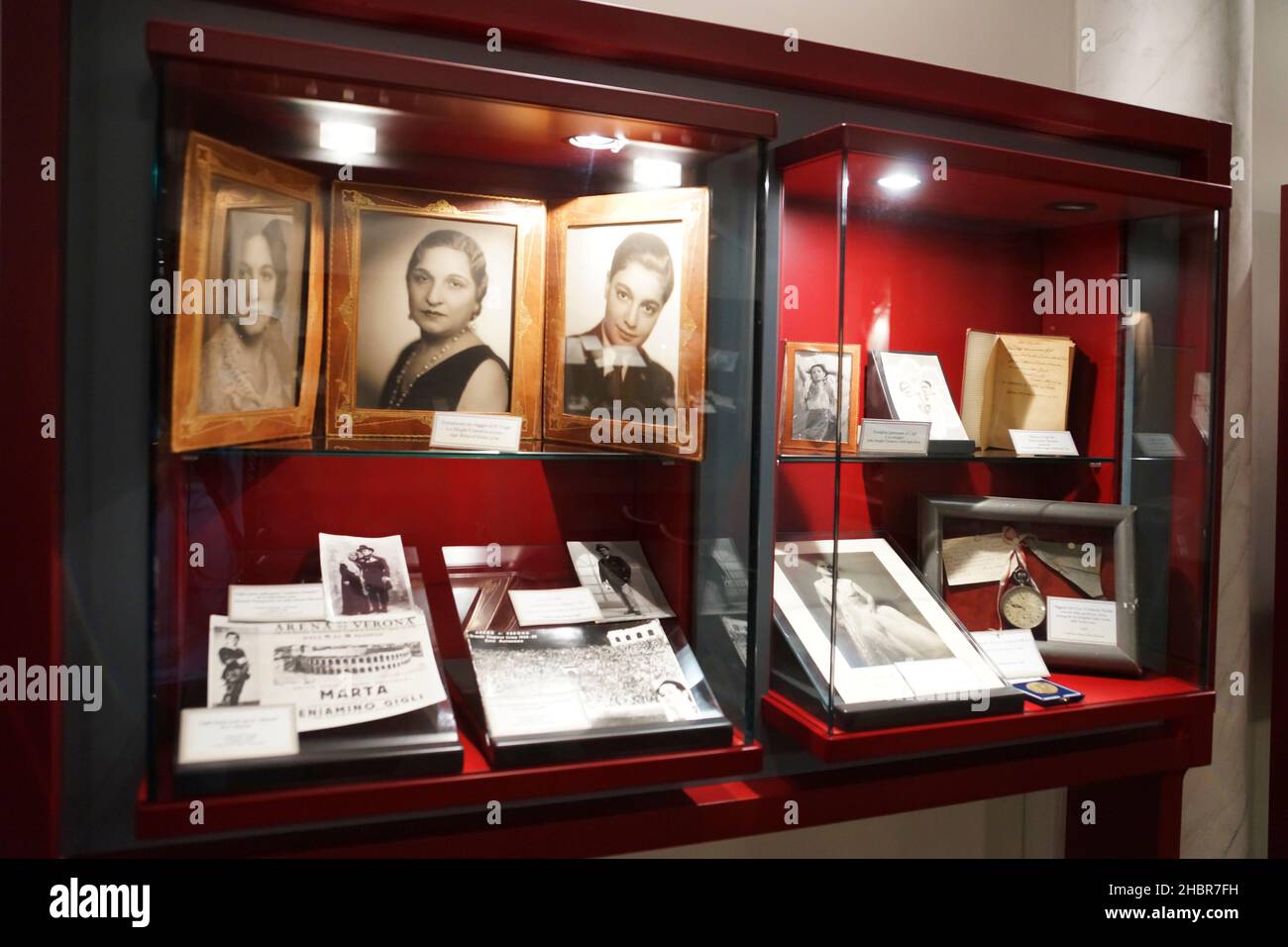 Teatro Persiani Theater, Beniamino Gigli famous italian classic singer