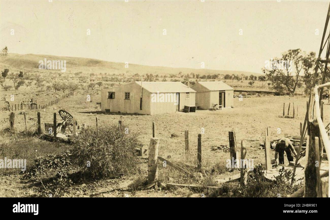 View of men's quarters on Puttapa Station, South Australia - very early 1900s Stock Photo