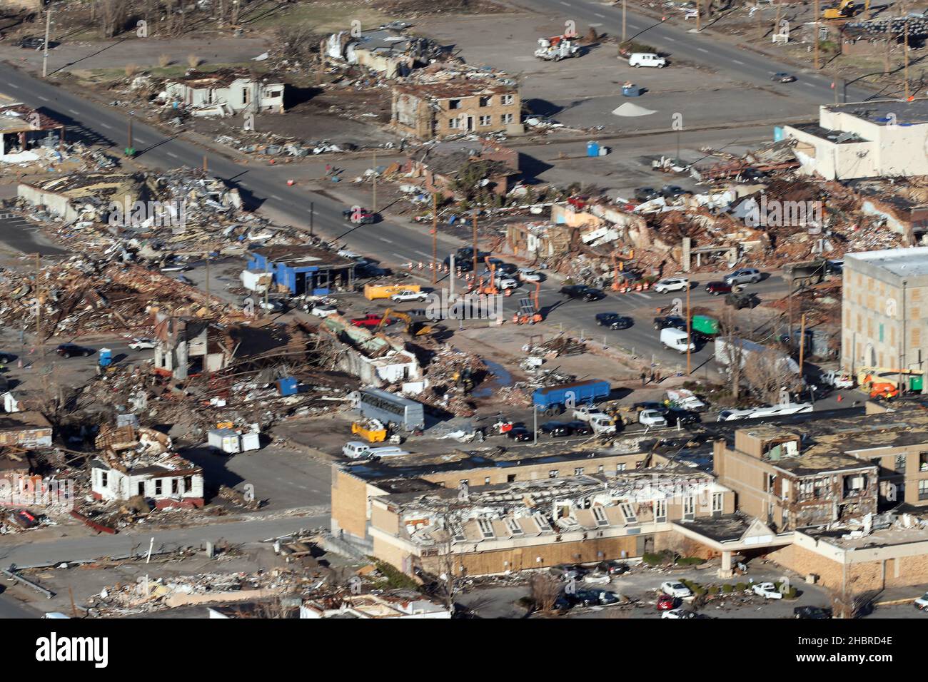 Mayfield, KY, USA. 20th Dec, 2021. Aerial view of damages in Mayfield, Kentucky, after rare December tornadoes ripped through Kentucky, resulting in the deaths of 78 people. Governor Beshar said, during a press conference, that there are no active search and rescue operations taking place in the state. December 20, 2021. Credit: Mpi34/Media Punch/Alamy Live News Credit: MediaPunch Inc/Alamy Live News Stock Photo