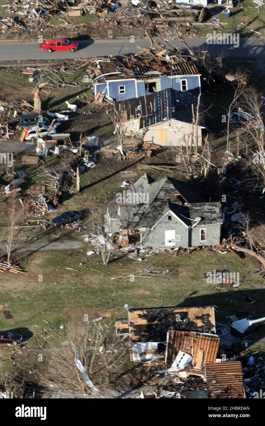 Mayfield, KY, USA. 20th Dec, 2021. Aerial view of damages in Mayfield, Kentucky, after rare December tornadoes ripped through Kentucky, resulting in the deaths of 78 people. Governor Beshar said, during a press conference, that there are no active search and rescue operations taking place in the state. December 20, 2021. Credit: Mpi34/Media Punch/Alamy Live News Stock Photo