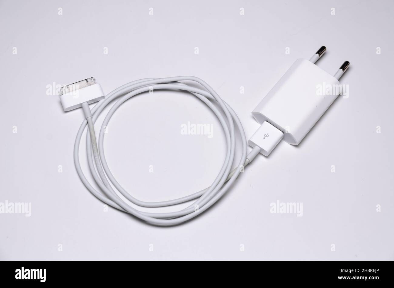 Apple iphone charger hi-res stock photography and images - Alamy