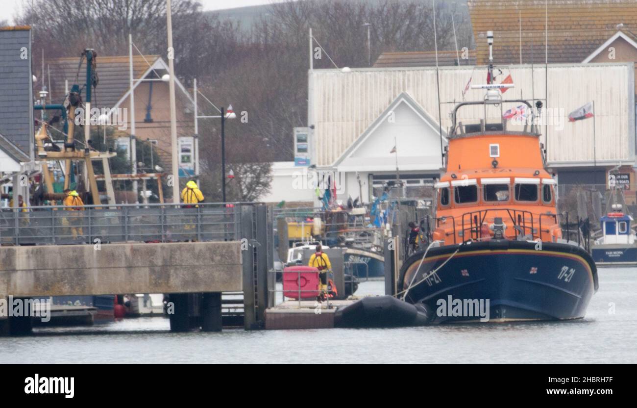 Rnli lifeboat border force hi-res stock photography and images - Alamy