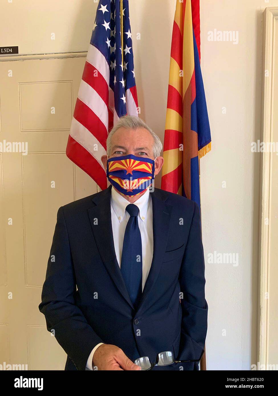 Congressman David Schweikert wearing a facemask with the Arizona flag ...