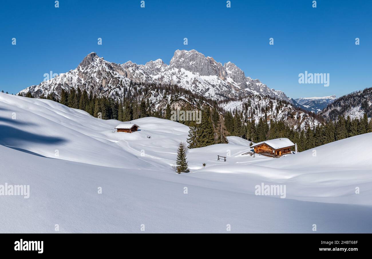 Idyllic snow-covered Litzlalm, Pinzgau, Salzburger Land, Austria Stock Photo