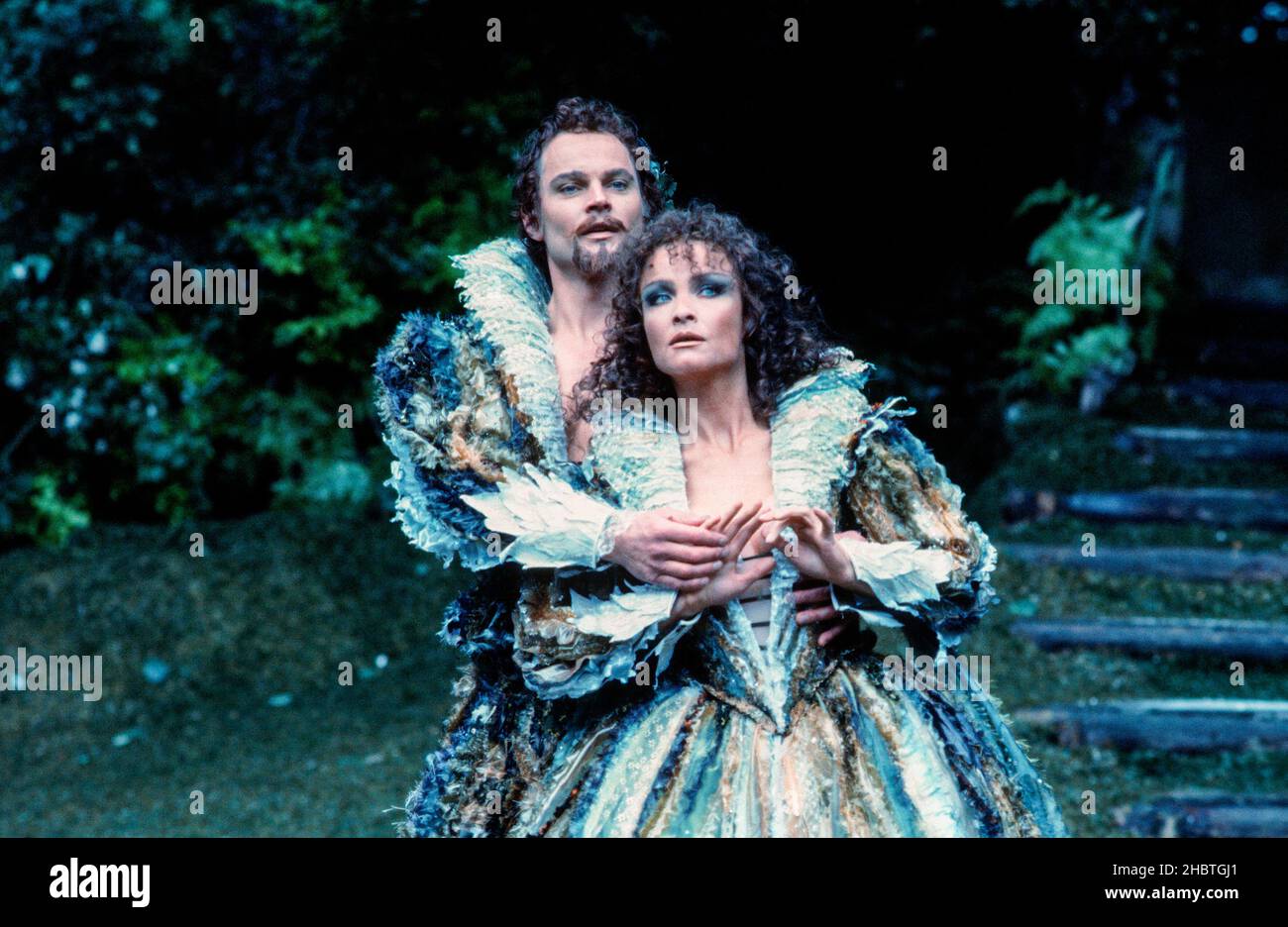 Christopher Neame (Oberon), Kate O’Mara (Titania) in A MIDSUMMER NIGHT'S DREAM by Shakespeare at the Open Air Theatre, Regent’s Park, London NW1  21/06/1982  design: Tim Goodchild  director: David Conville Stock Photo