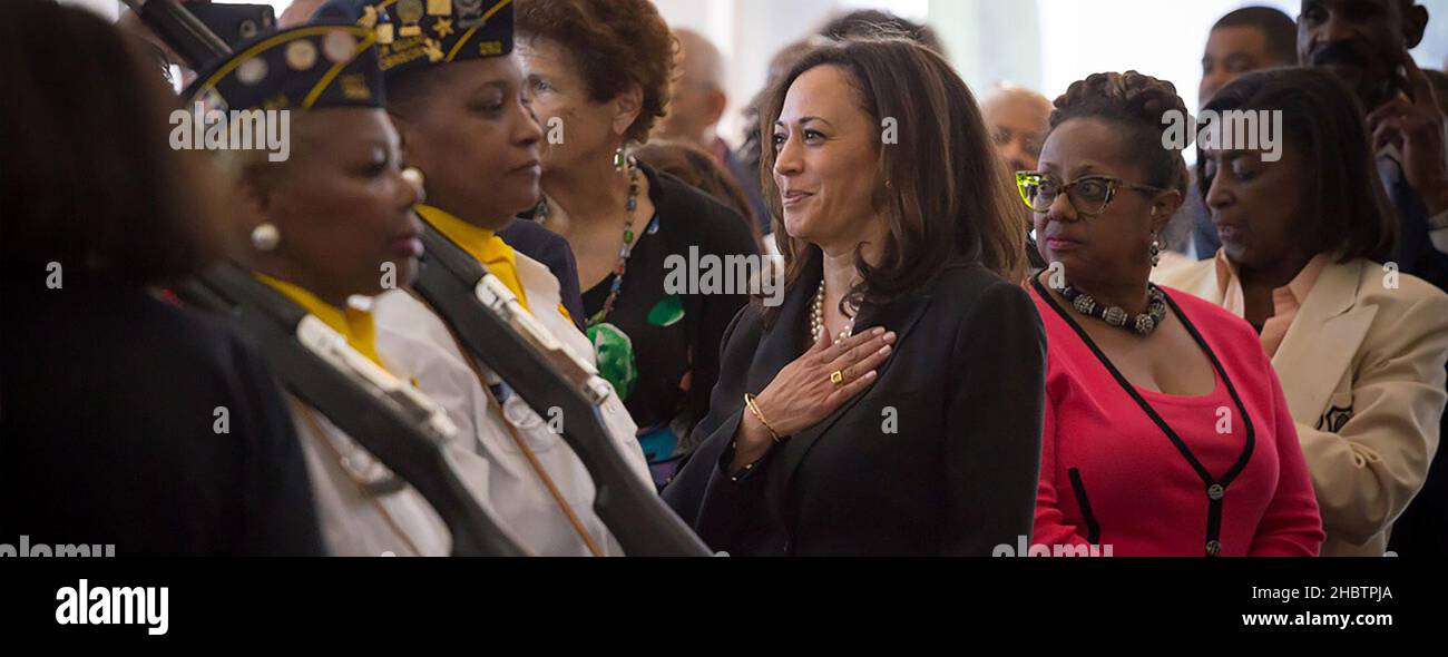 Senator harris hi-res stock photography and images - Alamy