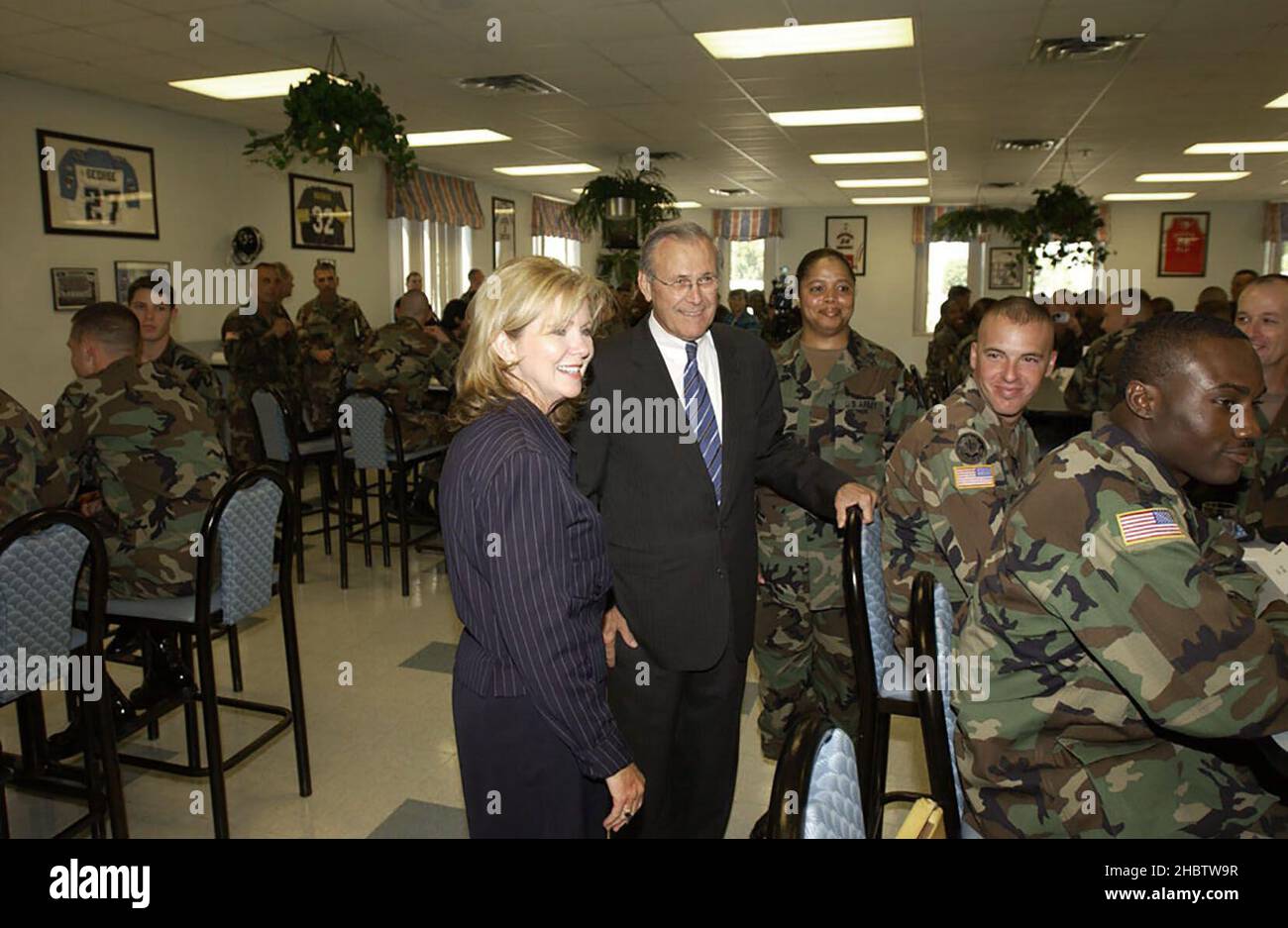 Marsha Blackburn travels with Defense Secretary Donald Rumsfeld to Fort Campbell in September 2004 to hold a town hall meeting for the community with the Secretary ca.  20 October 2004 Stock Photo