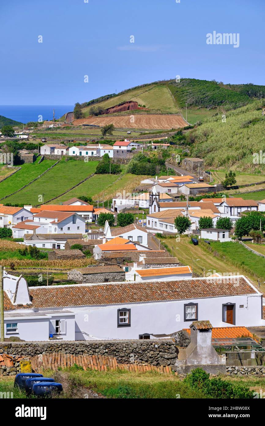 Traditional farm houses at Esperanca Velha. Graciosa island. Azores, Portugal Stock Photo Alamy