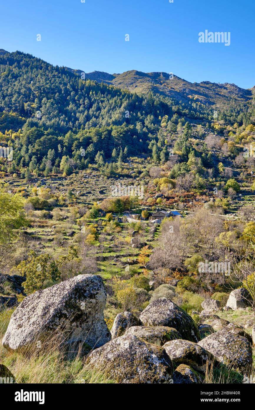 Autumn at the Glacier Valley of Zezere river. Manteigas, Serra da Estrela Nature Park. Portugal Stock Photo