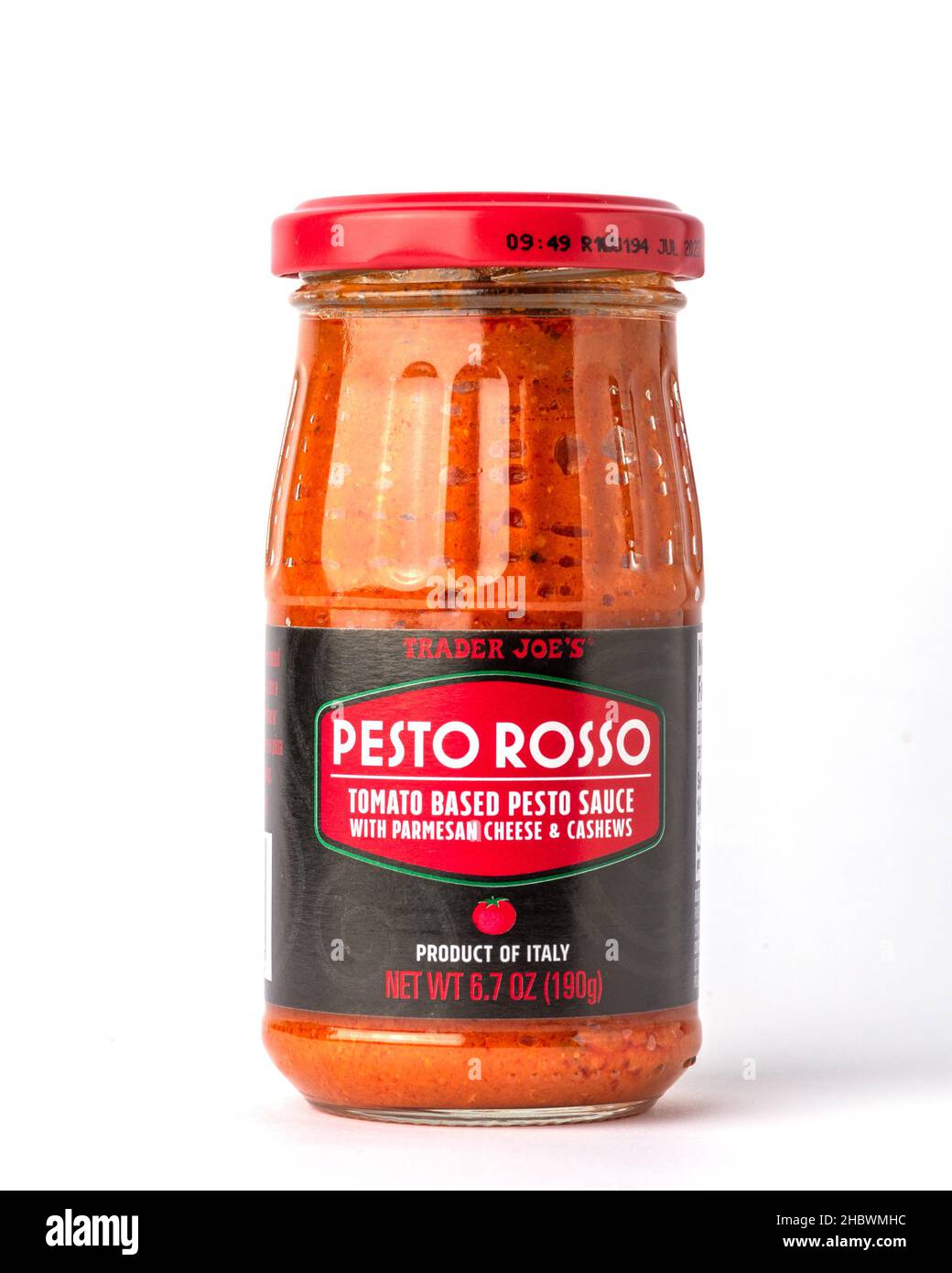 Davis , California December, 12, 2021. A 411g can of Trader Joe's Organic Diced and Fire