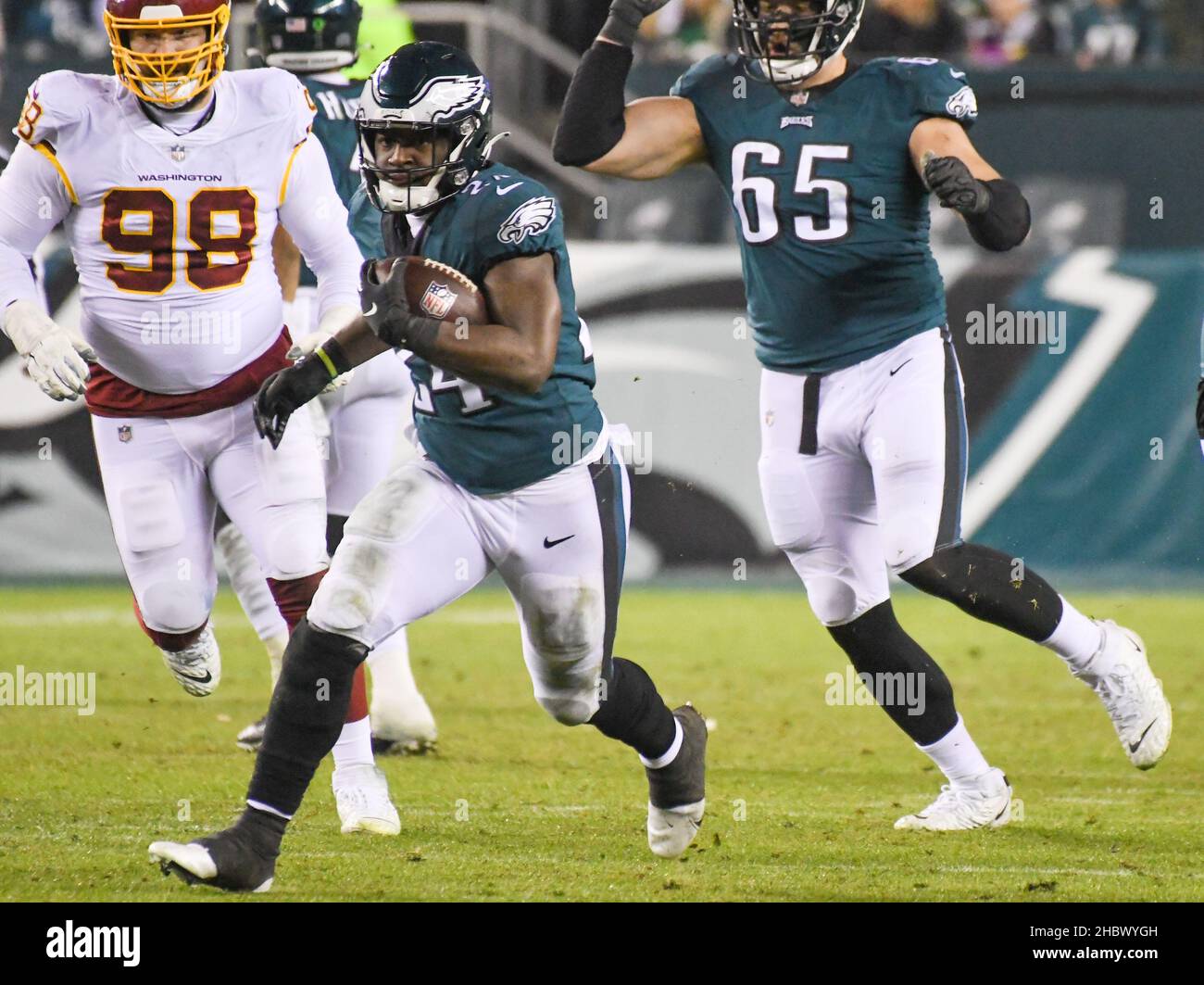 Philadelphia, Pennsylvania, USA. 21st Dec, 2021. December 21, 2021, Philadelphia PA- Eagles JORDAN HOWARD RB (24) in action against the WFT during the game at Lincoln Financial Field (Credit Image: © Ricky Fitchett/ZUMA Press Wire) Stock Photo