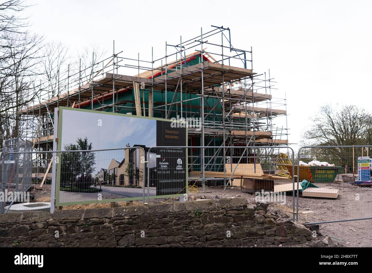 New houses under construction in Damfield Lane Maghull Stock Photo Alamy