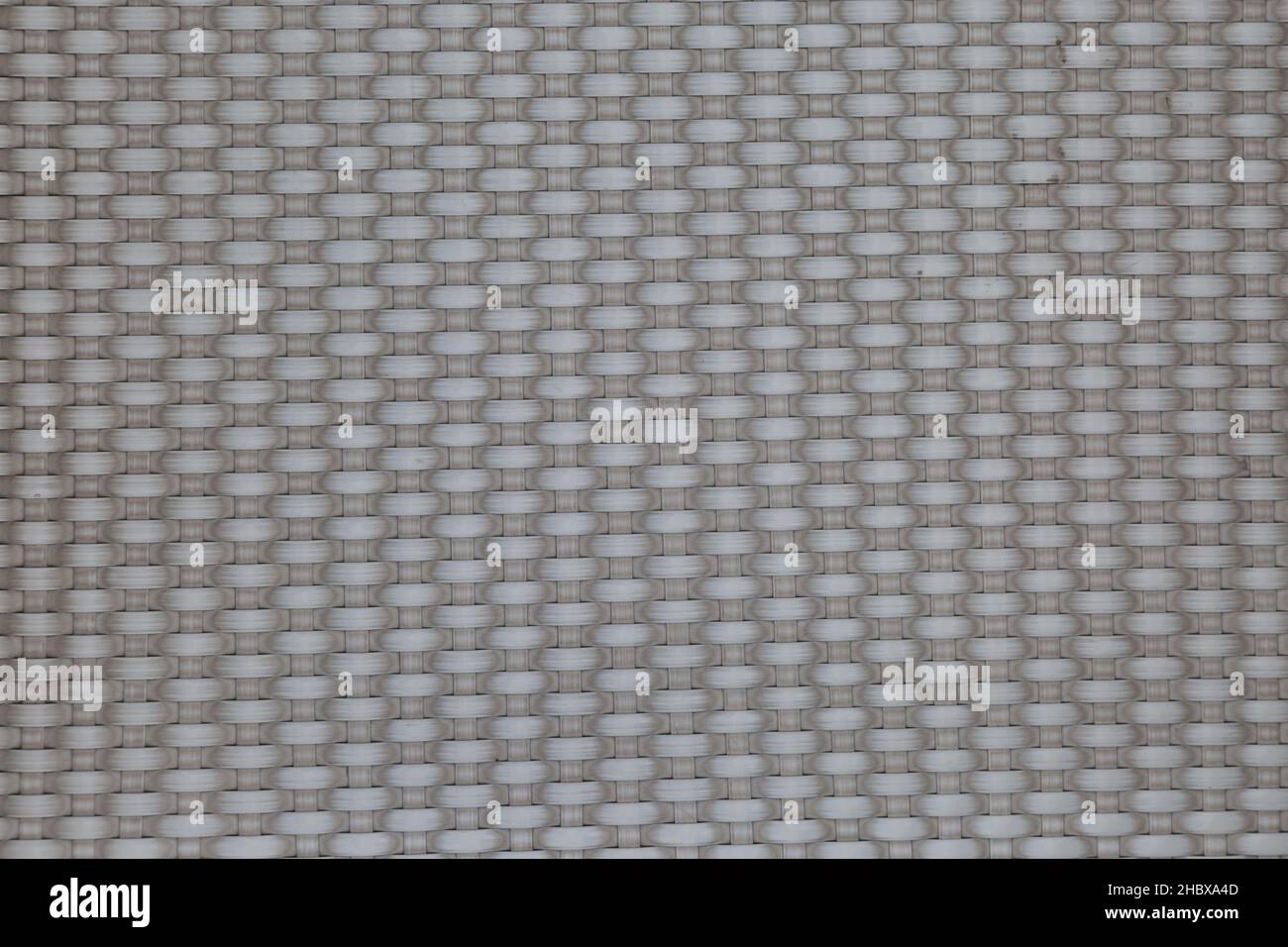 Rattan Top Natural/White