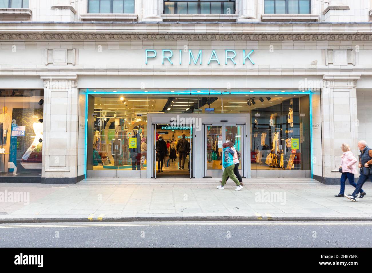 Primark, oxford street store, london, uk Stock Photo - Alamy