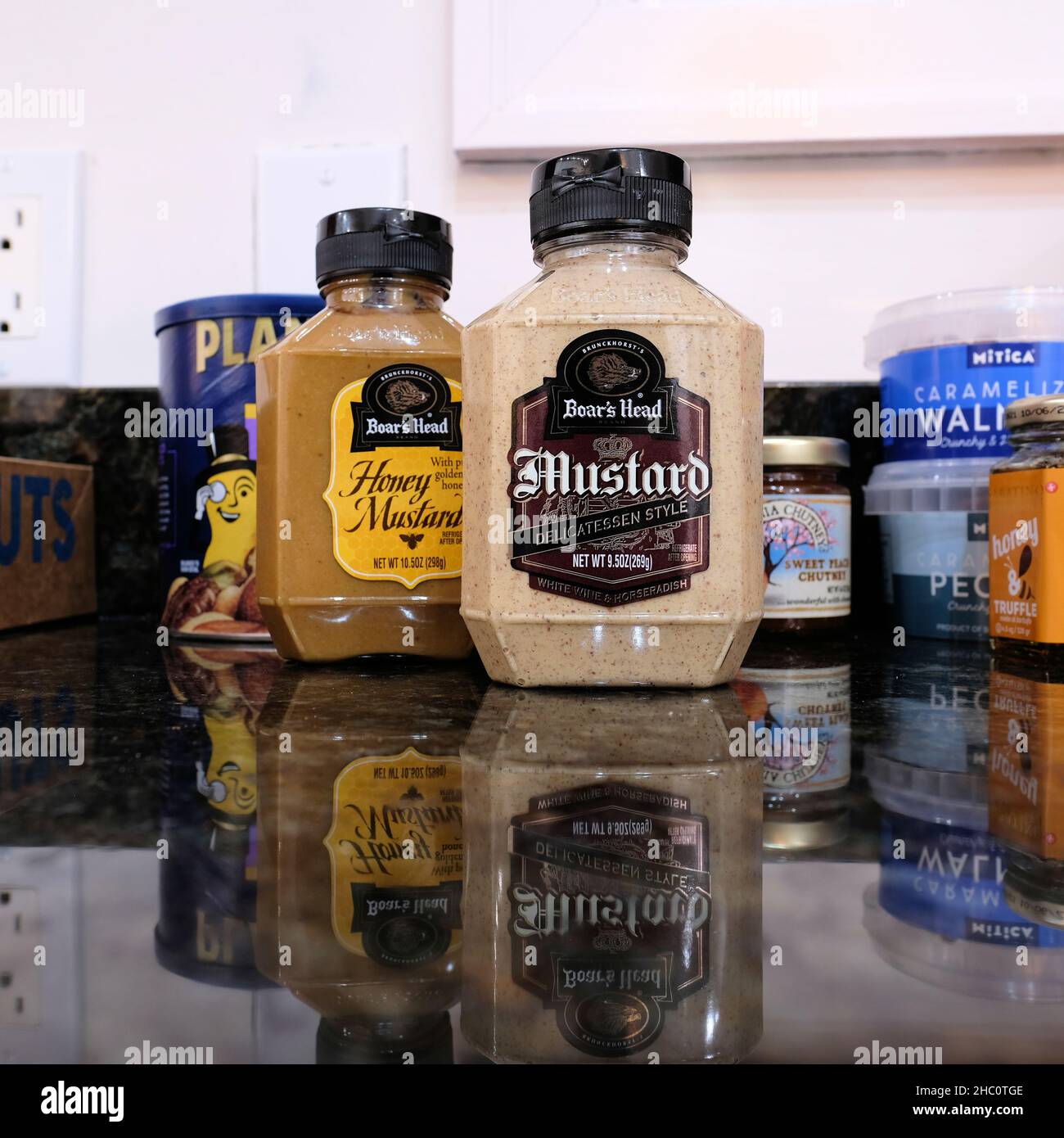 Boars head honey mustard hires stock photography and images Alamy