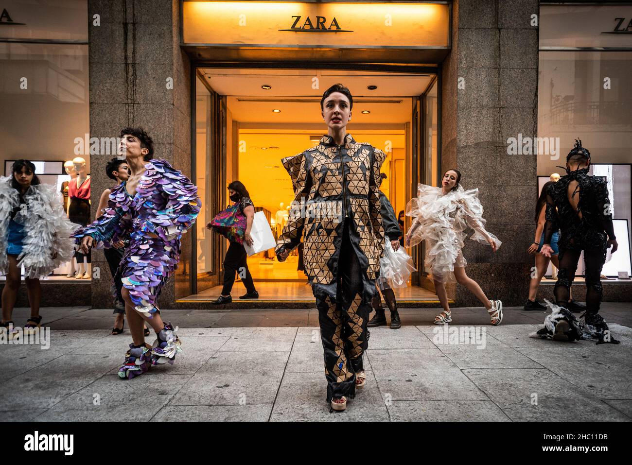 XR activists perform an artistic intervention outside ZARA store with  eco-friendly garments. The activist group for the environment, Rebellion or  extinction (XR) carried out at the doors of ZARA clothes, an artistic  intervention against "FAST Fashion" to raise ...