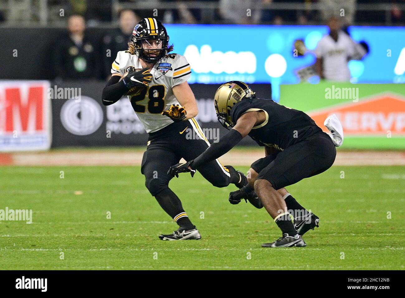 Patrick dawson hires stock photography and images Alamy