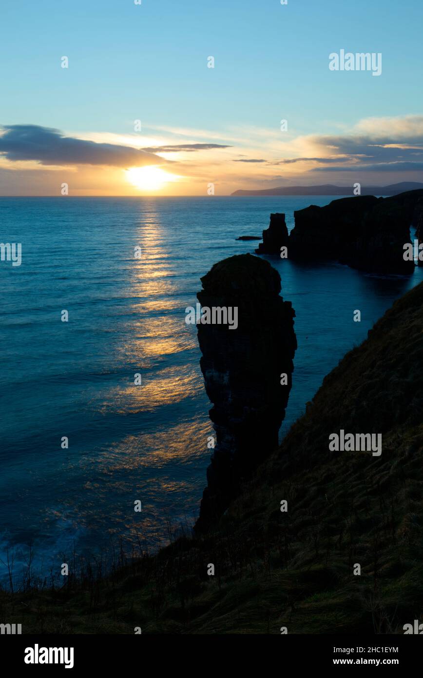 Sea stacks along the Caithness coast, Highland Scotland Stock Photo