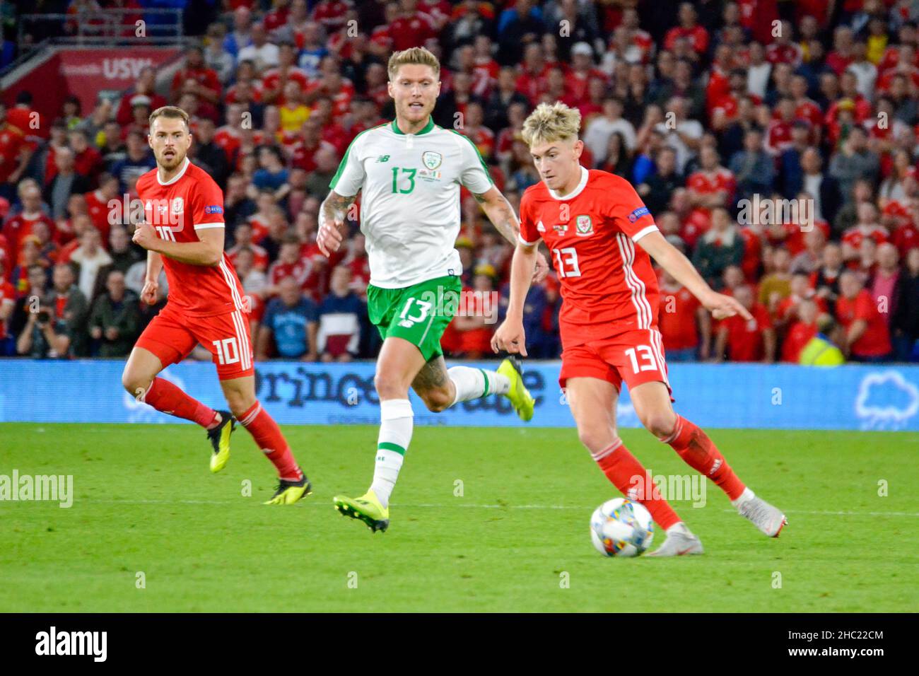 Cardiff, Wales. 6 September, 2018. David Brooks of Wales under pressure from Jeff Hendrick of Republic of Ireland during the UEFA Nations League Group B4 game between Wales and Republic of Ireland at the Cardiff City Stadium in Cardiff, Wales, UK on 6 September 2018. Credit: Duncan Thomas/Majestic Media. Stock Photo