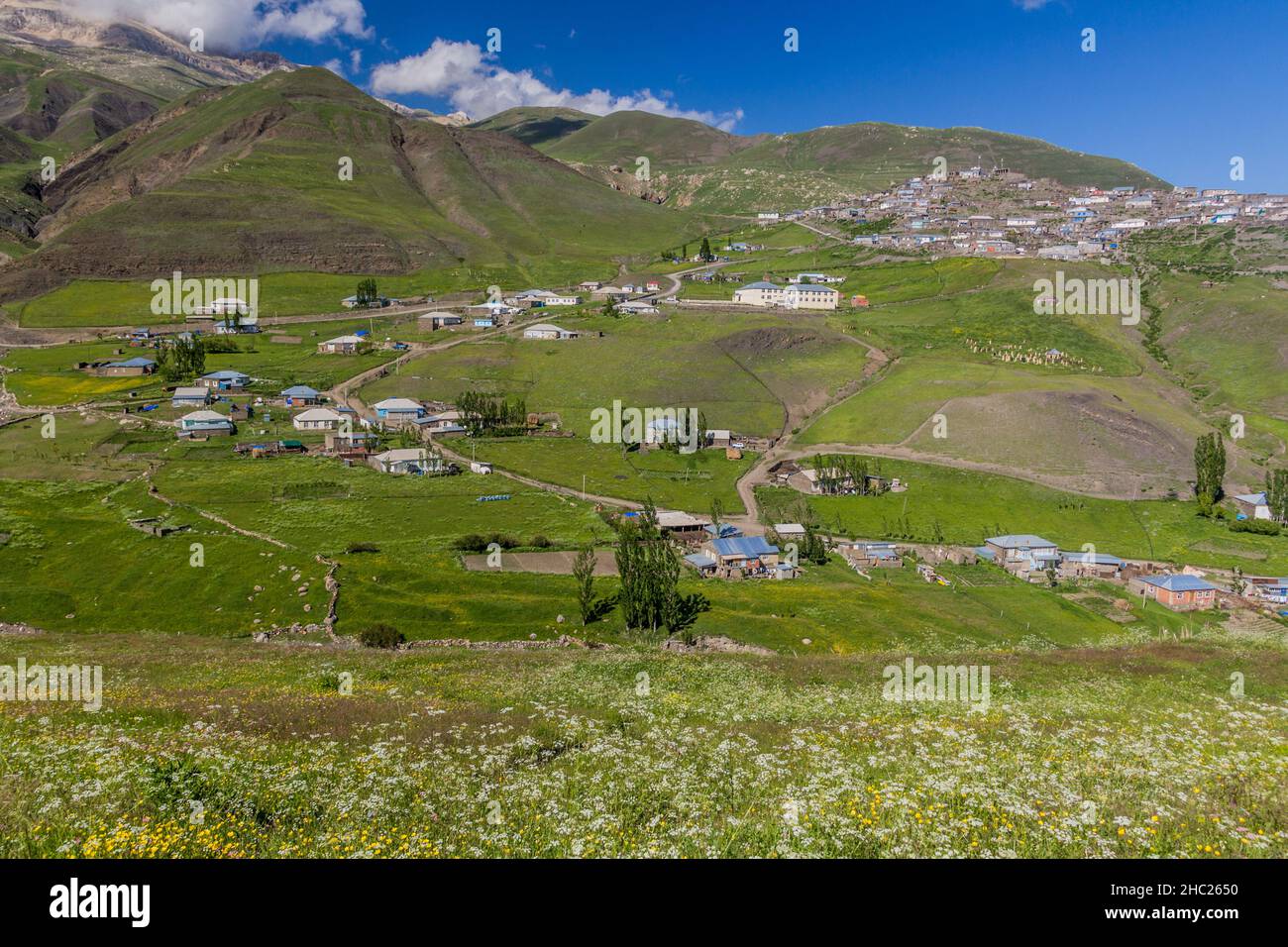Khinalug hi-res stock photography and images - Alamy