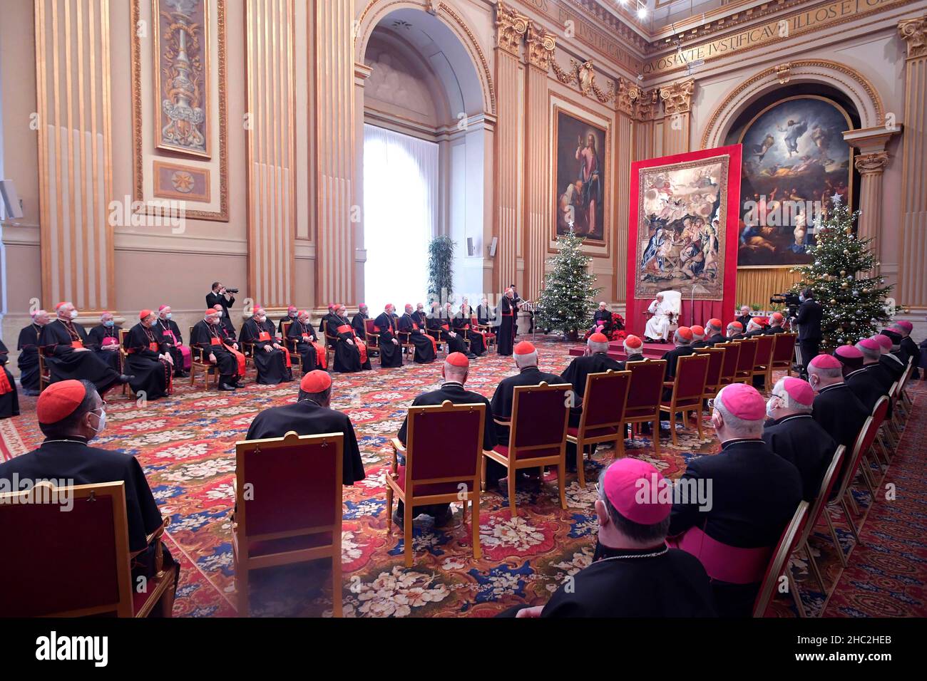 Vatican City, Italy. 23rd Dec, 2021. Pope Francis attending an audience for the annual exchange of Christmas greetings with the members of the Roman Curia in the Vatican.on December 23, 2021 RESTRICTED TO EDITORIAL USE - Vatican Media/Spaziani. Credit: dpa/Alamy Live News Stock Photo