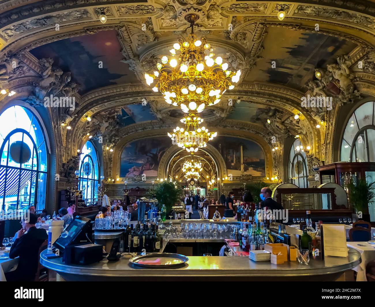 Brasserie De La Gare De Lyon Paris Paris, France, Inside French Traditoinal Brasserie Restaurant "le Train  Blue", in Gare de Lyon, france gastronomy, romantic restaurant interior  Stock Photo - Alamy